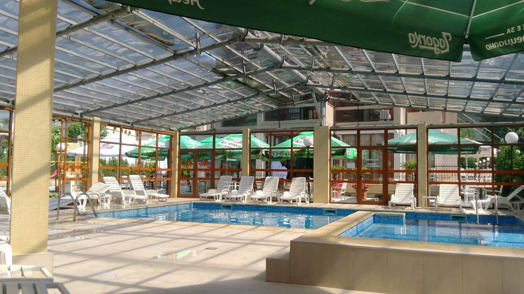 אוגניאנובו Elegance Spa Hotel מראה חיצוני תמונה